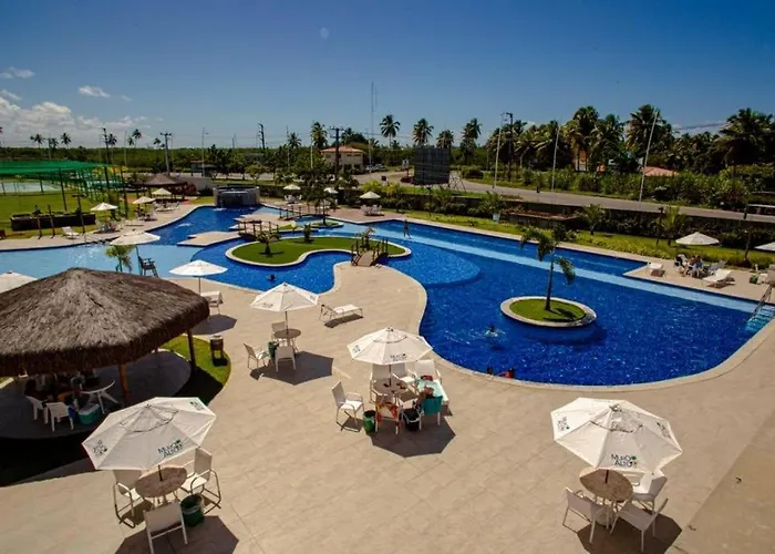 Muro Alto Condominio Clube Flat 211